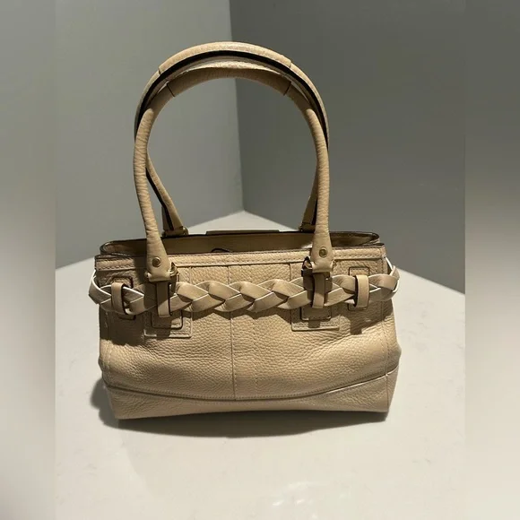 Coach Beige Pebbled Leather Hampton Tote Bag - Picture 4 of 16